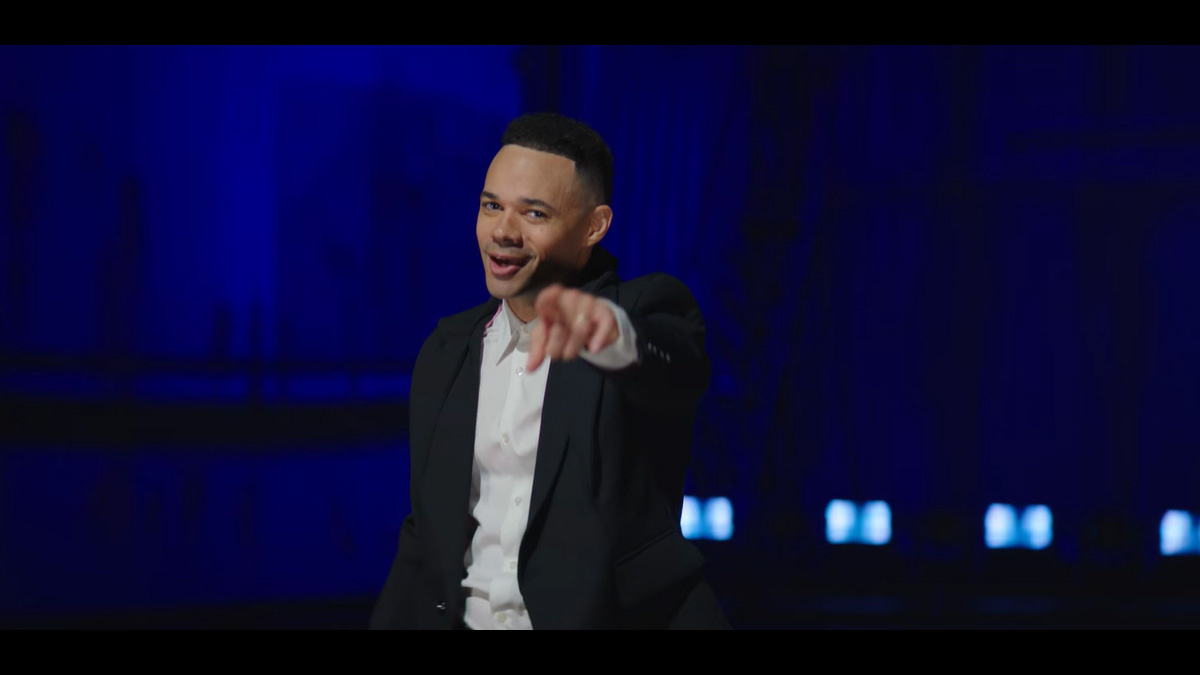 Tauren Wells Releases New Single And Video "Fake It"